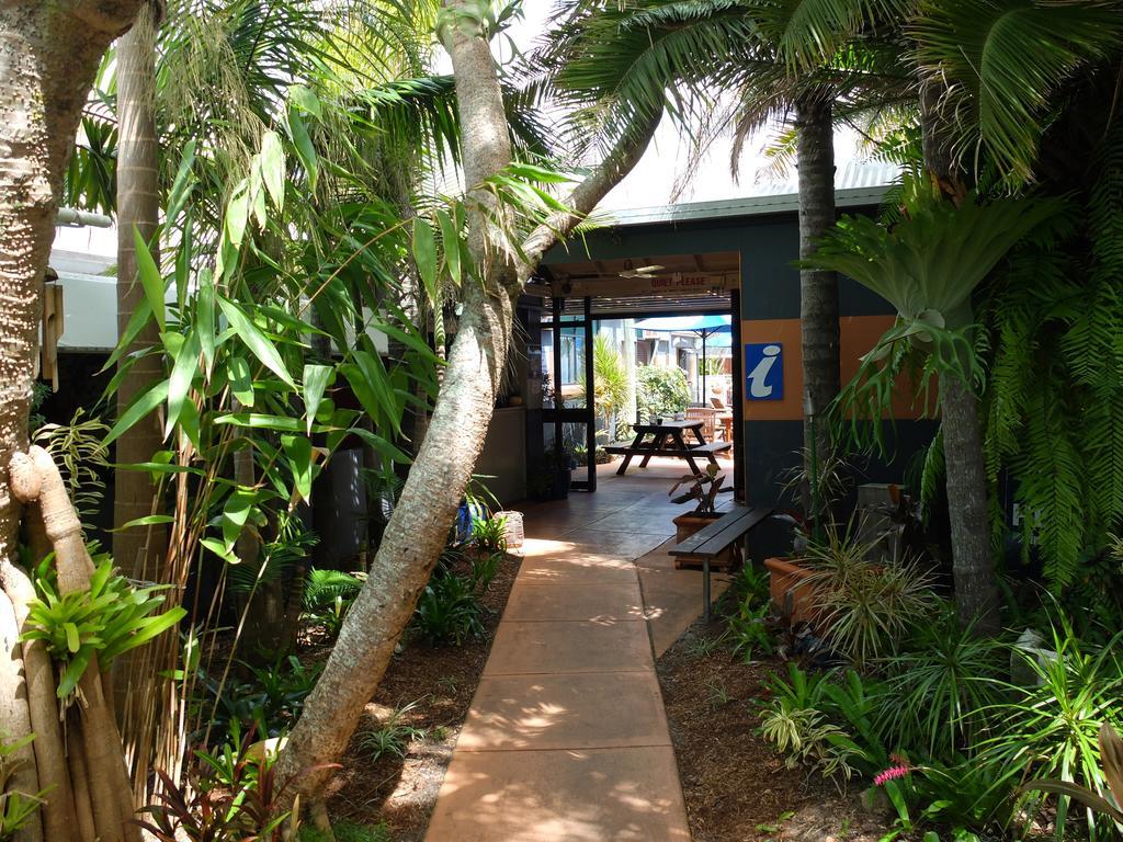 Noosa Backpackers Resort Noosaville Esterno foto